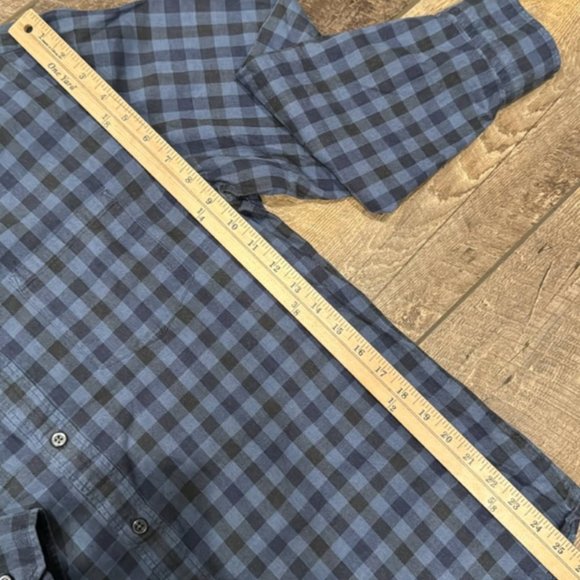 Banana Republic Button Down - Picture 4 of 5